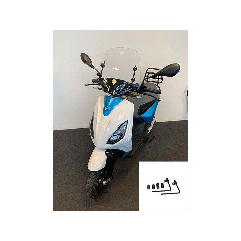 windscherm Regia met bevestigingsset laag (made in EU) helder piaggio1 (one)